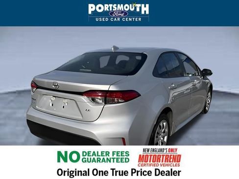 Used 2024 Toyota Corolla LE image 30