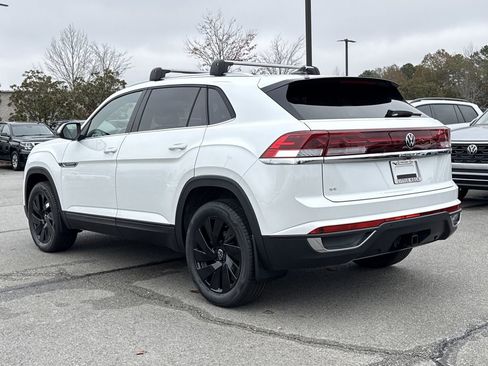 New 2026 Volkswagen Atlas Cross Sport SE image 3