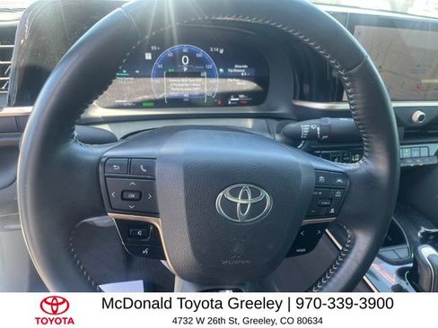 Used 2024 Toyota Crown AWD/4WD image 7
