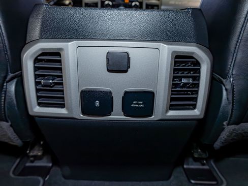 Used 2019 Ford F250 Lariat image 26