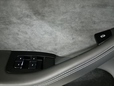 Used 2024 Tesla Model 3 Long Range AWD/4WD image 10