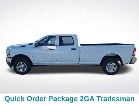 Used 2023 RAM 2500 Tradesman w/ Chrome Appearance Group AWD/4WD image 2