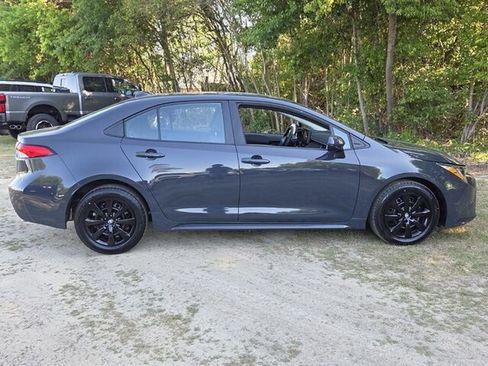 Used 2024 Toyota Corolla LE FWD image 13