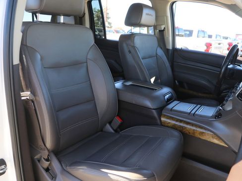 Used 2017 GMC Yukon XL Denali w/ Open Road Package image 38