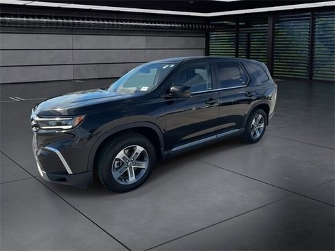 Used 2025 Honda Pilot EX-L image 4