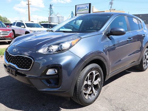 Used 2022 Kia Sportage LX AWD/4WD image 1