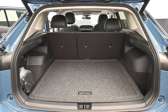 New 2026 Volkswagen Tiguan SE AWD/4WD image 12