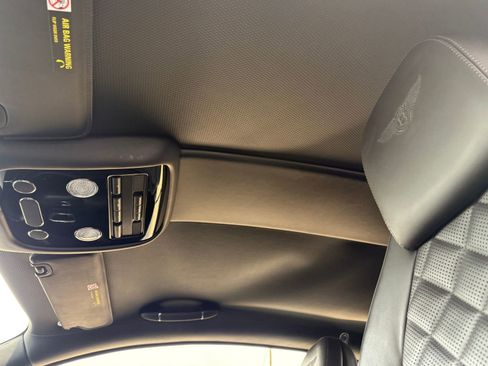 Used 2017 Bentley Continental GT image 33