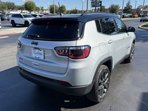 New 2026 Jeep Compass Limited image 8