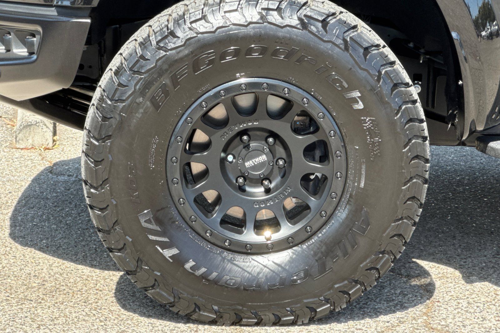 Used 2023 Ford F150 Raptor w/ Equipment Group 802A Raptor R AWD/4WD image 26