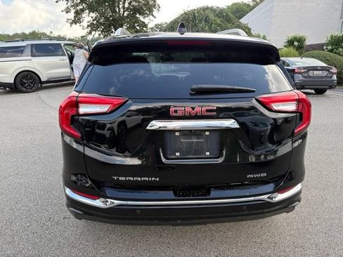 Used 2023 GMC Terrain Denali w/ Denali Premium Package AWD/4WD image 6