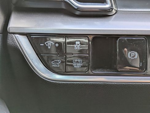 Certified 2023 Kia Sportage EX w/ EX Premium Package image 20