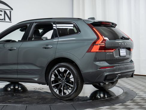 New 2026 Volvo XC60 B5 Plus w/ Climate Package image 29