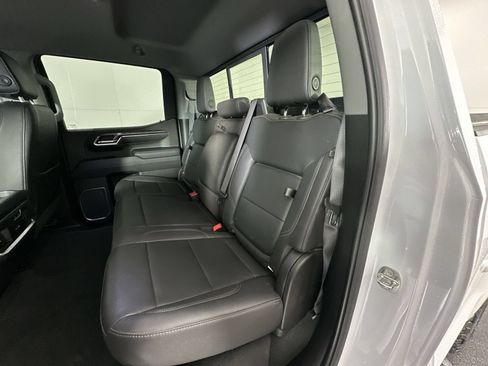 Used 2024 Chevrolet Silverado 1500 LTZ AWD/4WD image 22