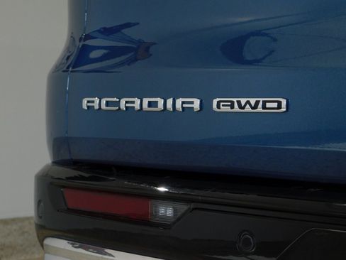 Used 2024 GMC Acadia Denali image 88