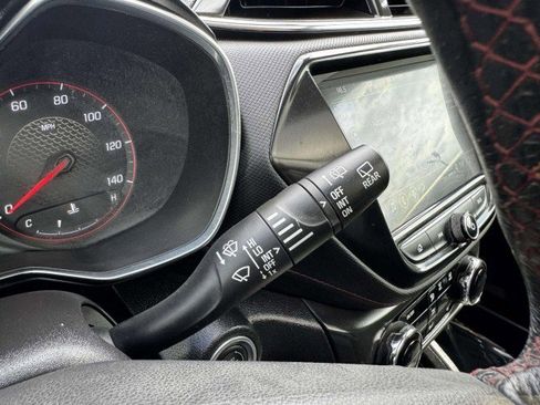 Used 2021 Chevrolet TrailBlazer RS w/ Sun and Liftgate Package image 24