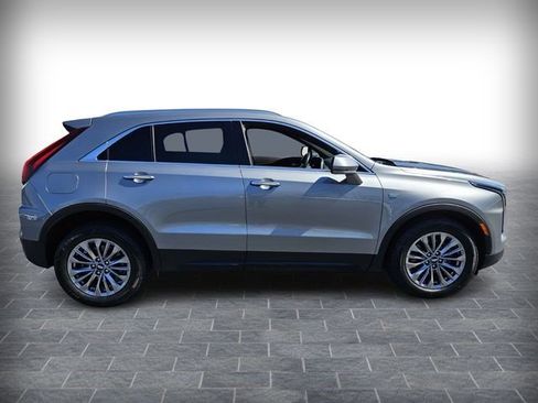Certified 2024 Cadillac XT4 Premium Luxury FWD image 4