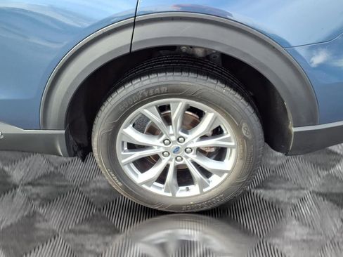 Used 2020 Ford Explorer XLT w/ Equipment Group 202A image 21