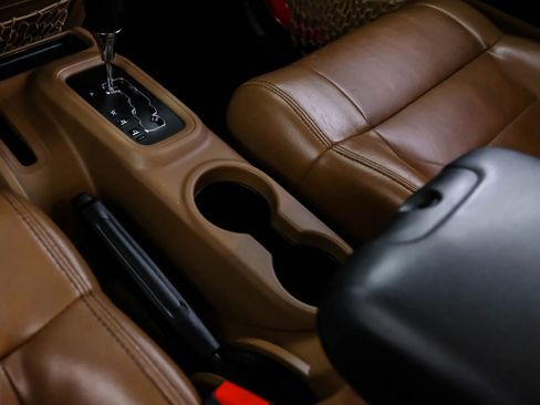 Used 2012 Jeep Wrangler Unlimited Sahara w/ Connectivity Group image 20