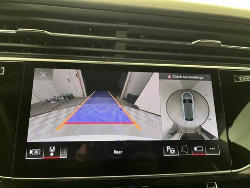 Used 2023 Audi SQ8 Prestige image 17