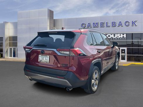 Used 2019 Toyota RAV4 Limited w/ Limited Grade Weather Package AWD/4WD image 6