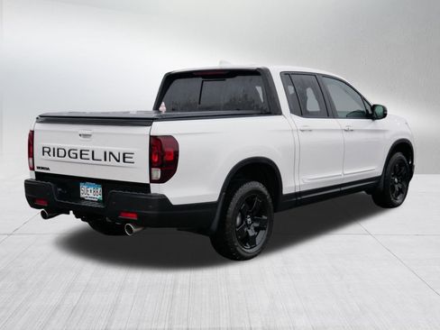 Certified 2025 Honda Ridgeline Black Edition image 7
