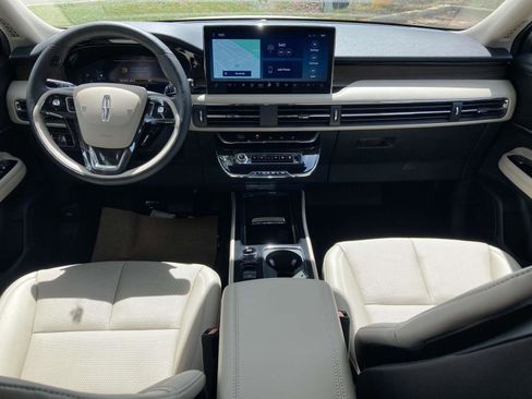 New 2025 Lincoln Corsair Reserve w/ Jet Appearance Package image 18