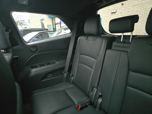 Used 2020 Honda Pilot Black Edition image 8