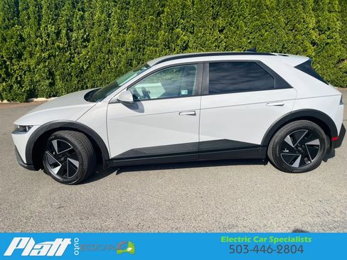 Used 2025 Hyundai Ioniq 5 SEL AWD/4WD image 5