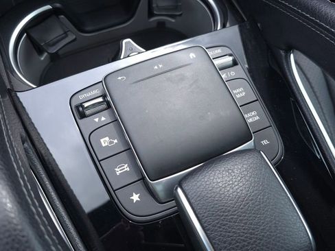 Used 2021 Mercedes-Benz GLE 450 4MATIC image 43