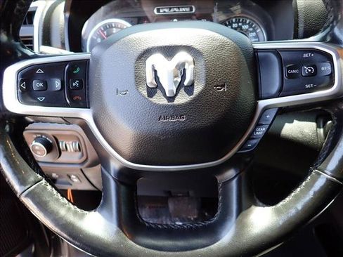 Used 2019 RAM 1500 Big Horn AWD/4WD image 17