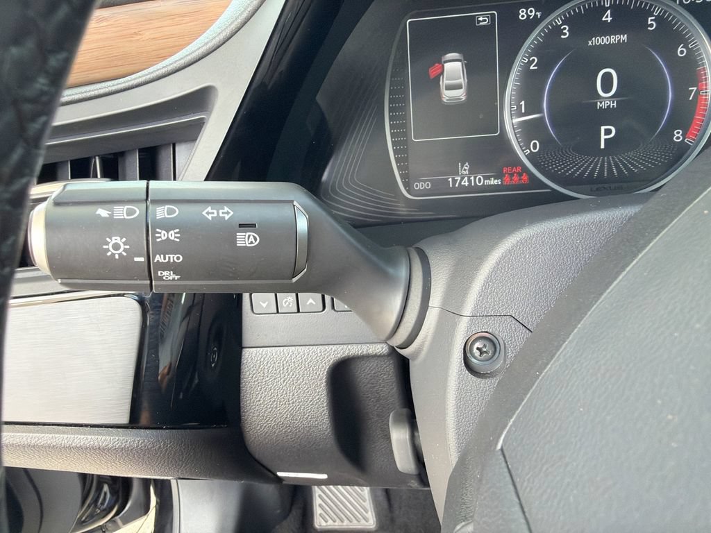 Certified 2024 Lexus ES 350 w/ Premium Package FWD image 28
