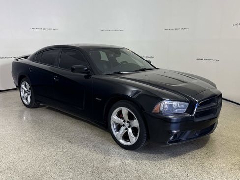 Used 2013 Dodge Charger R/T RWD image 7