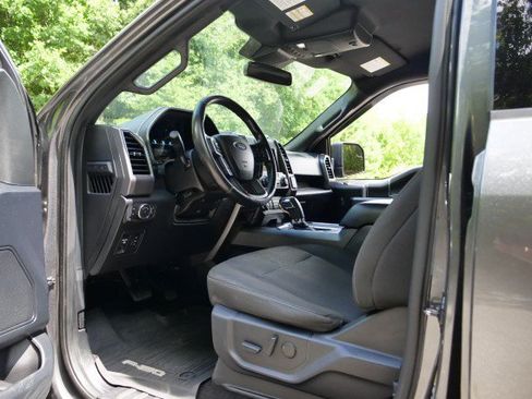 Used 2019 Ford F150 XLT w/ Equipment Group 302A Luxury AWD/4WD image 17