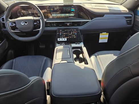 New 2026 INFINITI QX80 4WD image 15