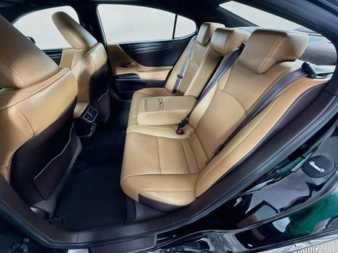 Certified 2020 Lexus ES 350 w/ Accessory Package 2 FWD image 25