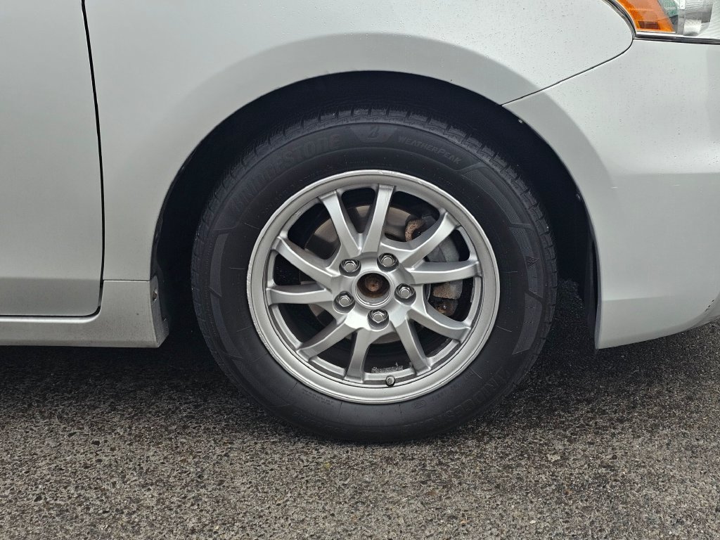 Used 2012 Toyota Prius V Three FWD image 9
