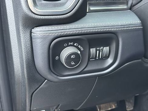 Used 2019 RAM 2500 Limited AWD/4WD image 11