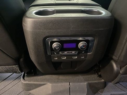 Used 2021 Chevrolet Suburban High Country image 35