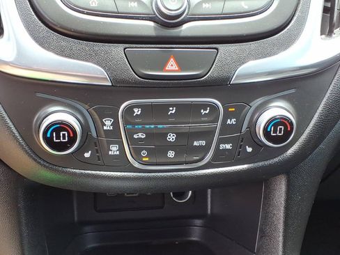 Used 2019 Chevrolet Equinox LT FWD image 20