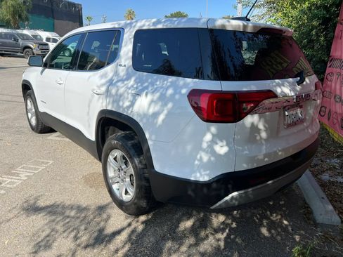 Used 2017 GMC Acadia SLE FWD image 6