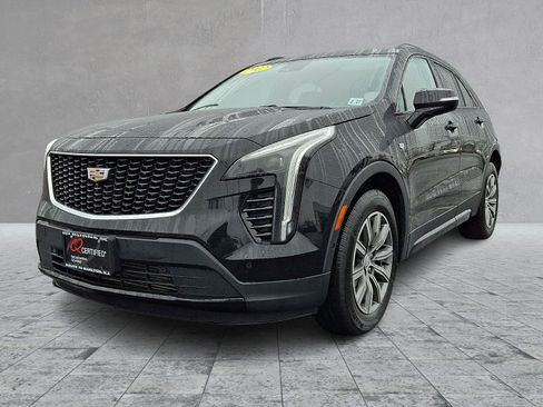 Used 2022 Cadillac XT4 Sport w/ Enhanced Visibility Package image 4
