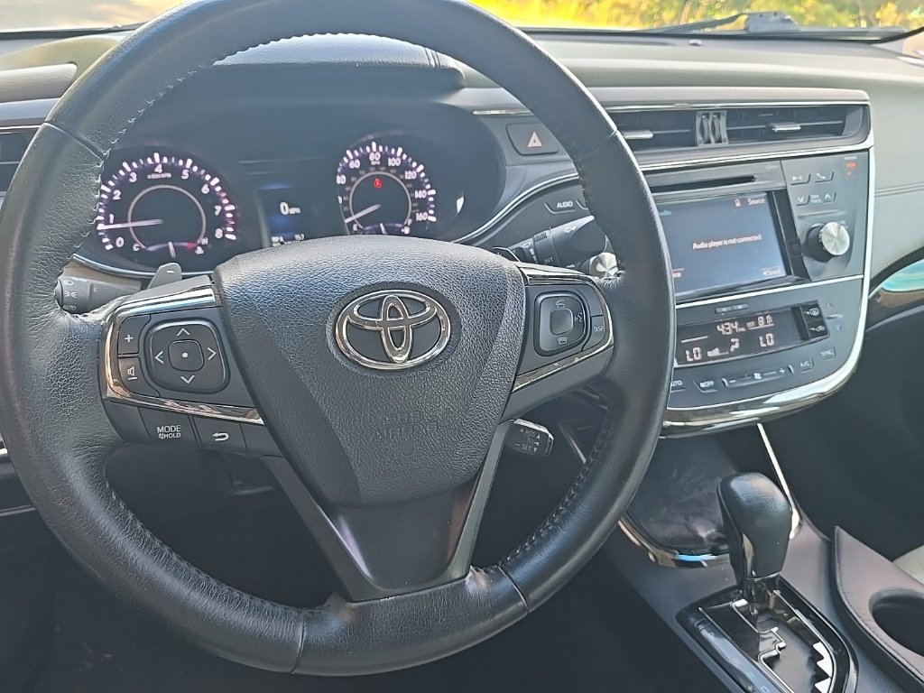 Used 2015 Toyota Avalon XLE Premium FWD image 23