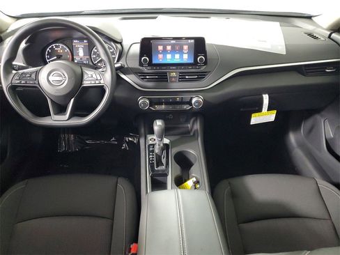 New 2025 Nissan Altima 2.5 S image 13