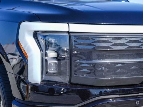 Used 2025 Ford F150 Lightning Platinum AWD/4WD image 4