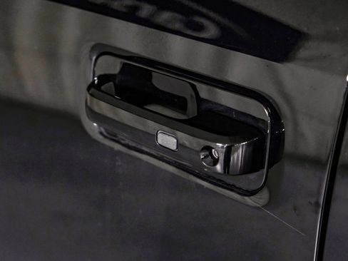 Used 2020 Ford F250 Lariat w/ Lariat Ultimate Package image 46