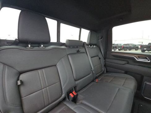 Used 2024 Chevrolet Silverado 3500 High Country w/ High Country Premium Package image 15