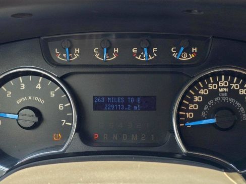 Used 2014 Ford F150 XLT AWD/4WD image 29