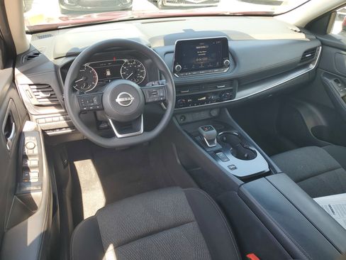 Certified 2024 Nissan Rogue SV FWD image 16