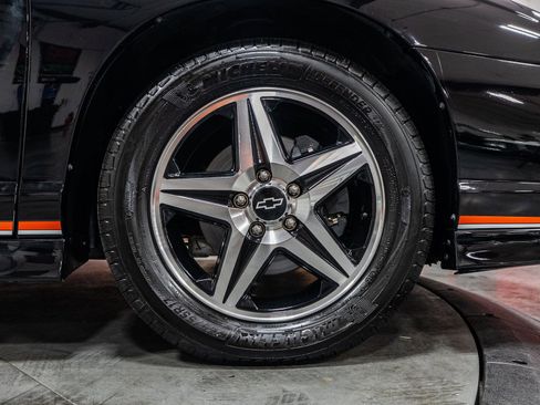 Used 2005 Chevrolet Monte Carlo SS image 10